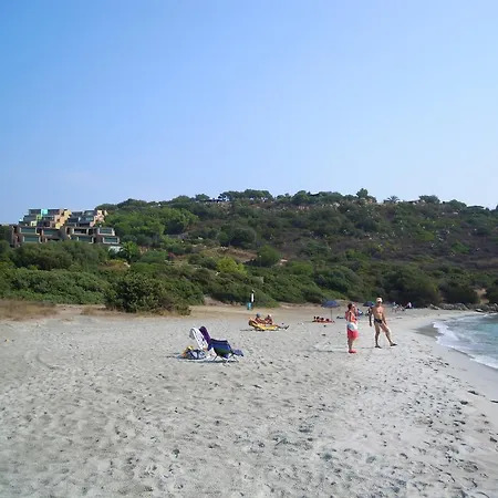 Porto Luna *